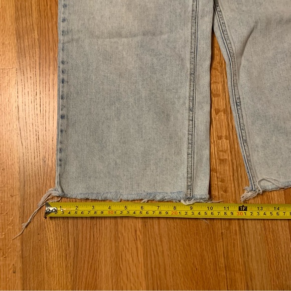 Cello Size 5 Wide Leg High Waisted Cropped Jeans Light Wash - Picture 3 of 6